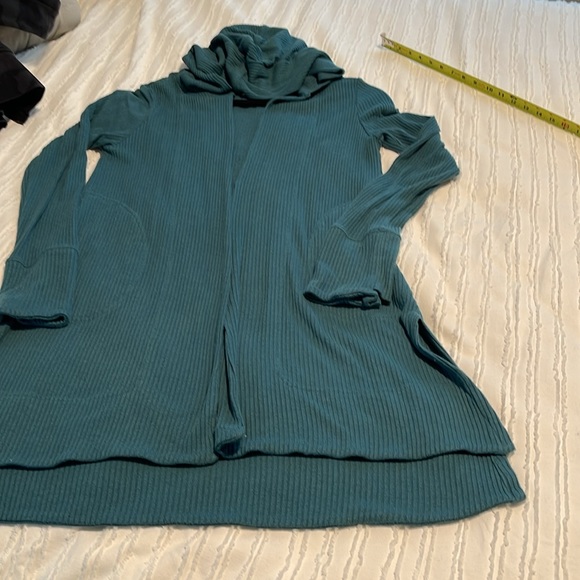 EUC Athleta Harmony Pose Wrap - XS - Picture 7 of 13